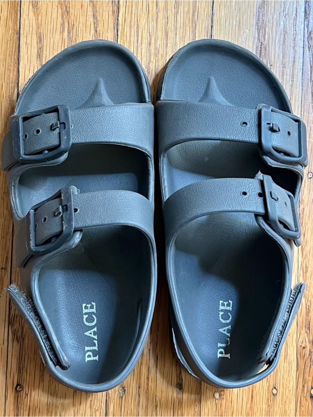 The Children’s Place Classic Double-Buckle Black Slide Sandals EUC